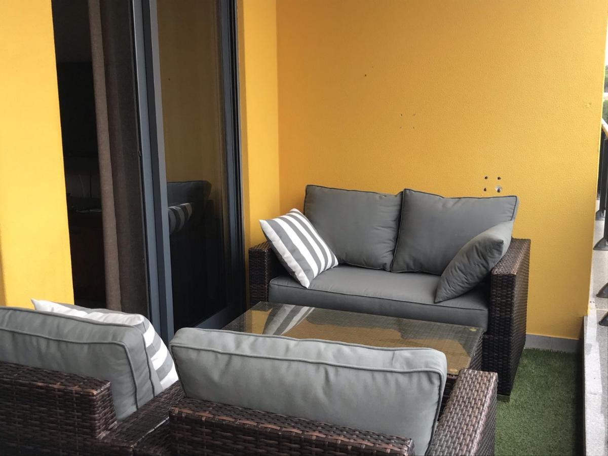 Apartamento Frente Ao Mar Com Piscina De Agua Salgada Quarteira Dış mekan fotoğraf